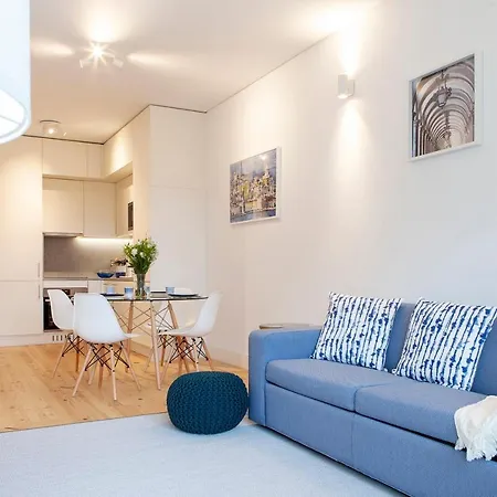 Brand New Santos Design Flat